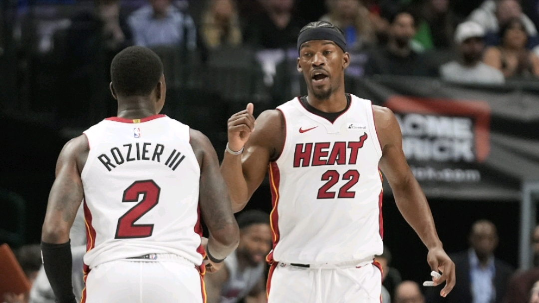 步行者险胜热火,费沃斯统治全场 步行者险胜热火,费沃斯统治全场