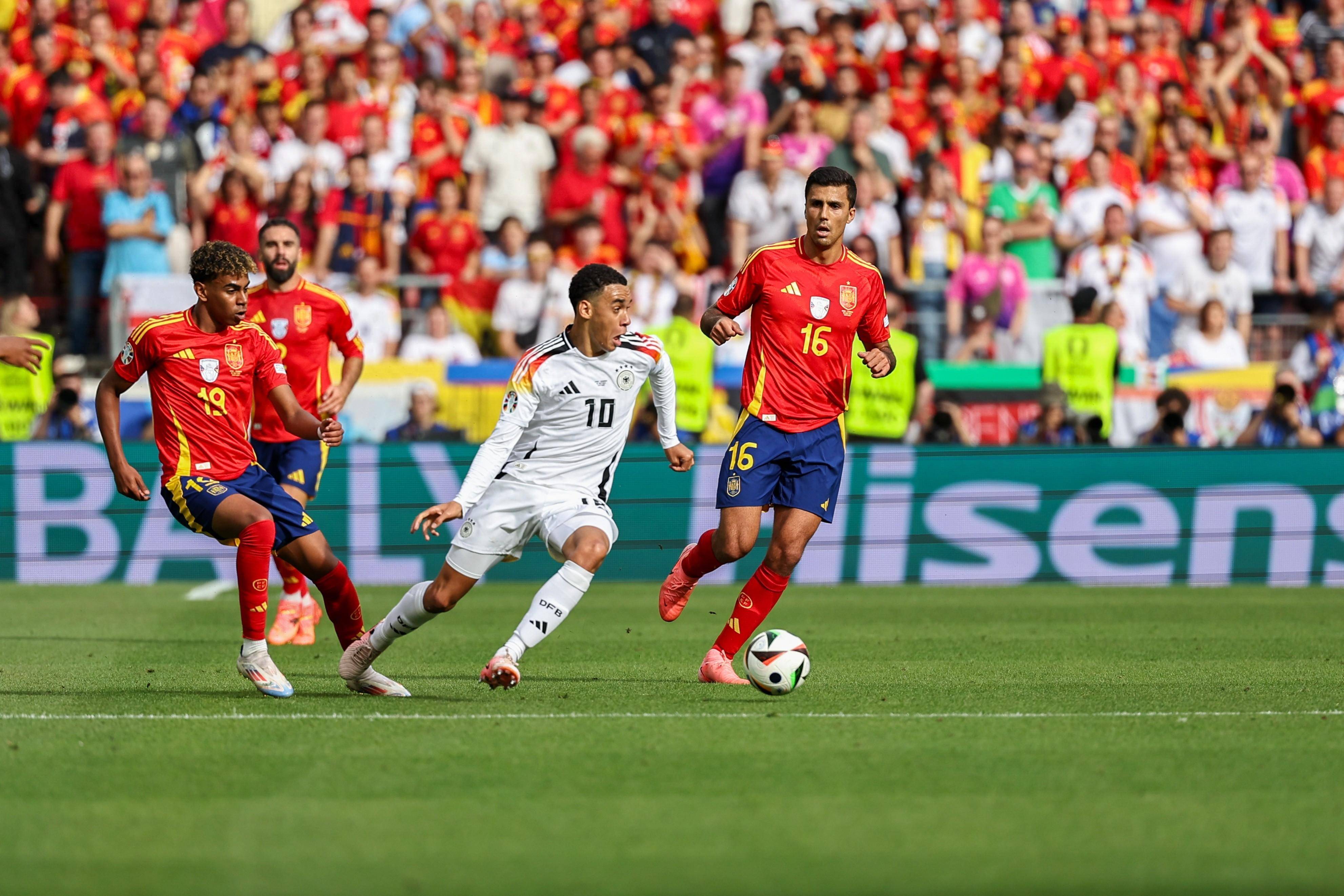 皇马主场必将迎接欧洲豪门挑战 皇马主场必将迎接欧洲豪门挑战